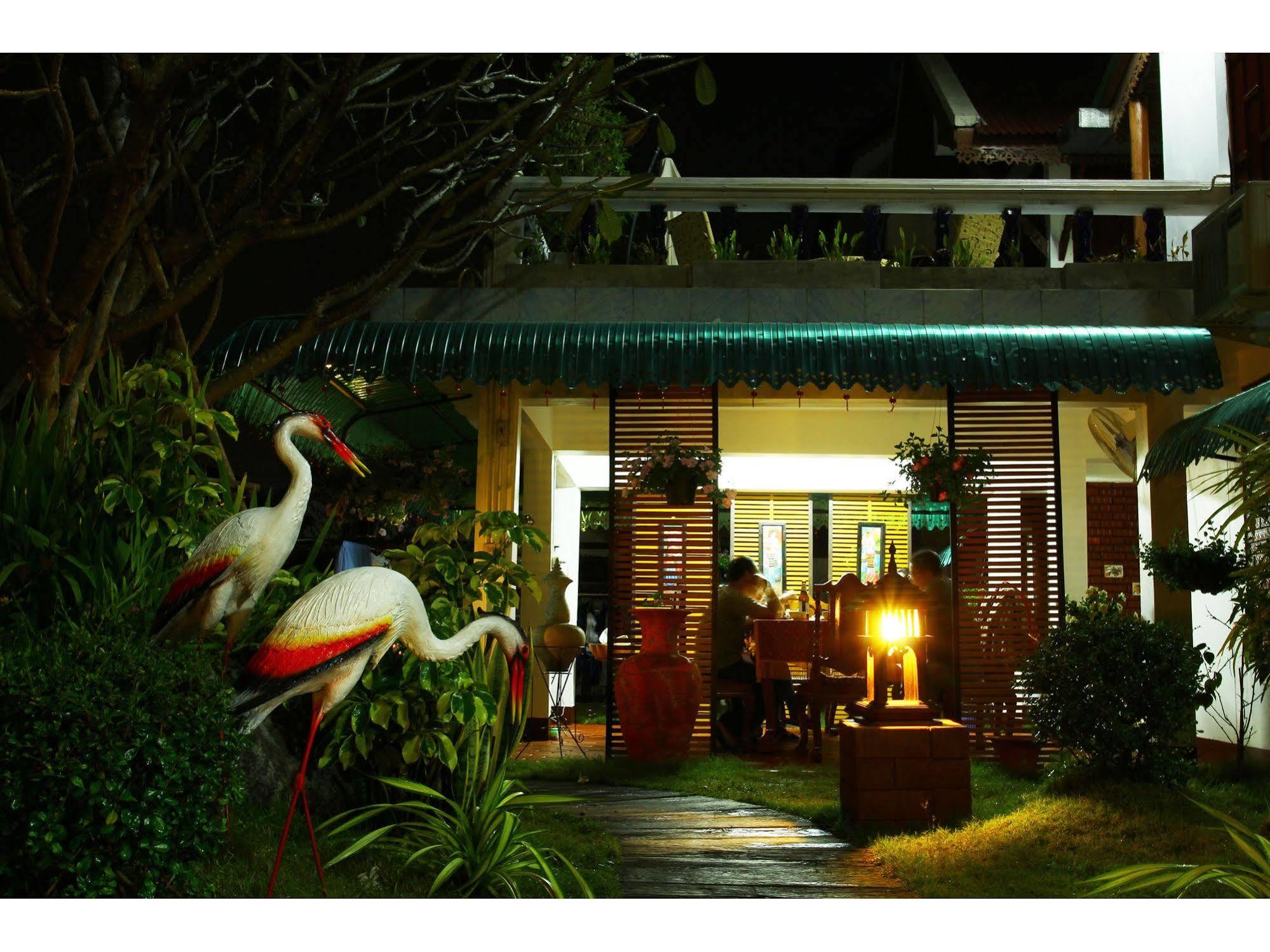 Grand Lanna Hotel Chiang Mai Luaran gambar