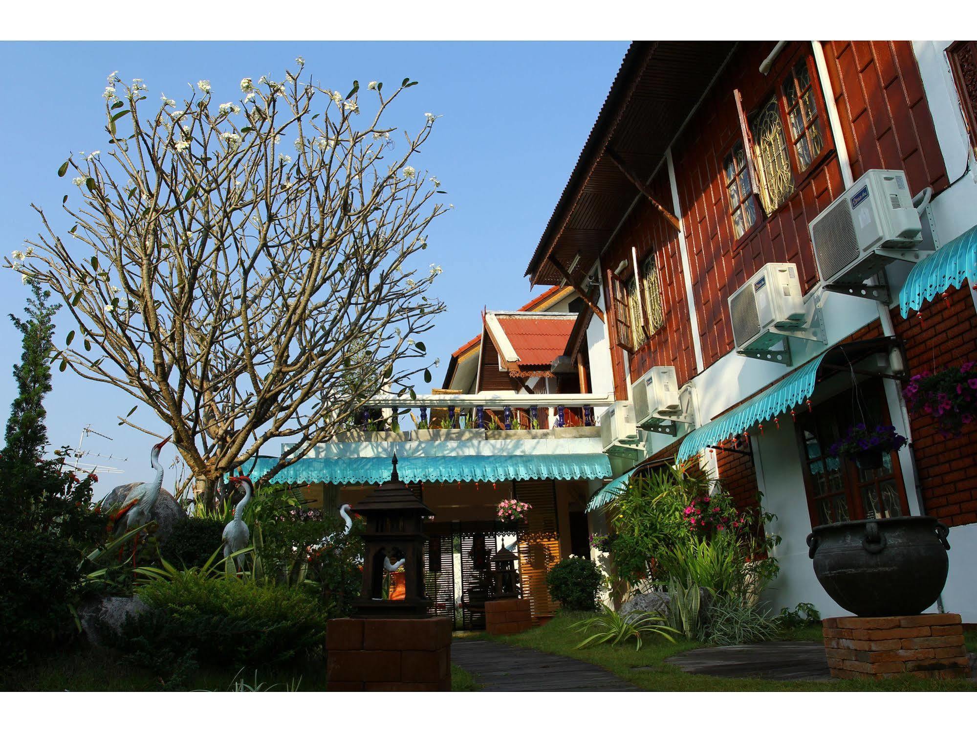 Grand Lanna Hotel Chiang Mai Luaran gambar
