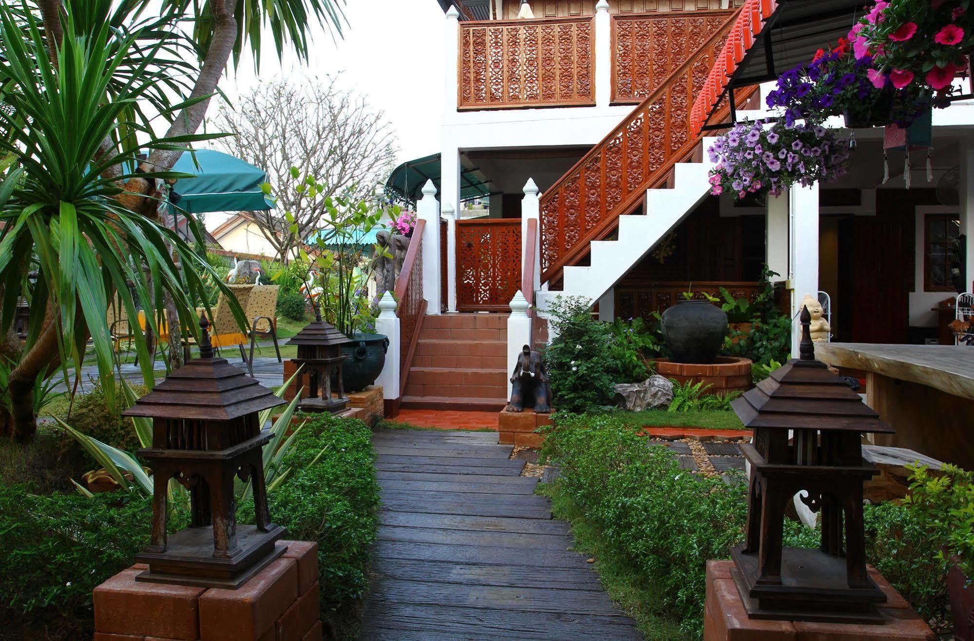 Grand Lanna Hotel Chiang Mai Luaran gambar